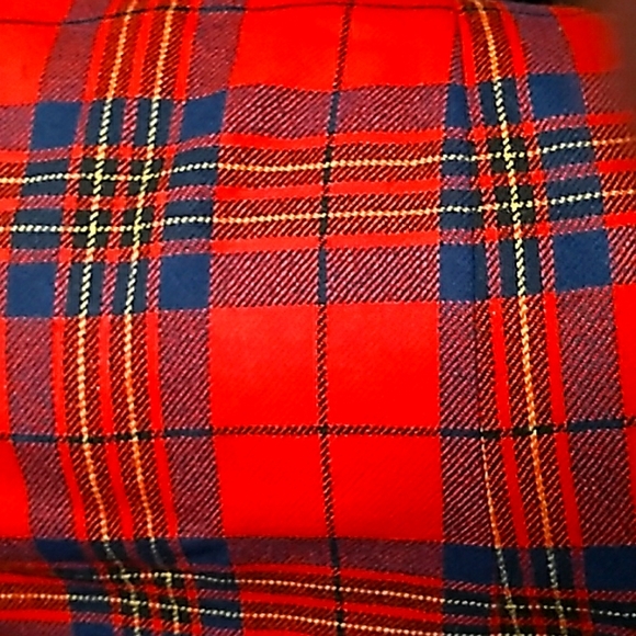70s red plaid wool Pendleton skirt (waist: 15" flat) - Picture 6 of 10